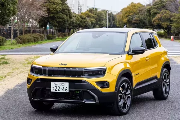 「こんな小せぇJeepがあるか！」本国アメリカ人も驚く極小ハイブリッドSUVが日本上陸