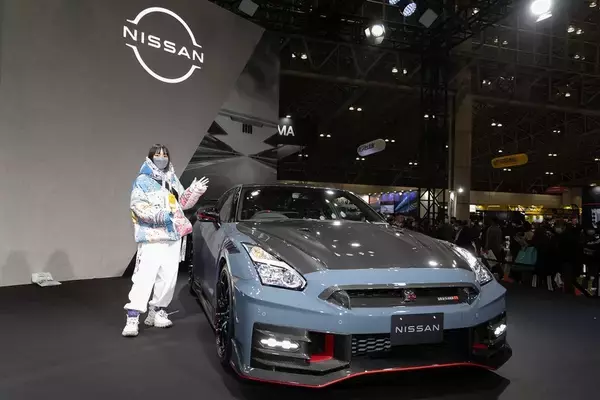 「日産が新型「GT-R」を発表！ 限定仕様車とNISMOチューンをアイドルが最速チェック！」の画像