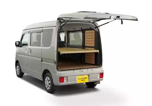 「日産「クリッパー バン／リオ」が進化 安全装備も内外装も“働く軽”がちゃんと今どきに」の画像