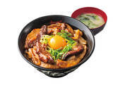 「500g超のガッツリ系！厚切り牛カルビ×豚トロの肉まみれコンビ丼」の画像4