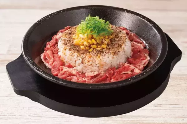 「1皿頼むともう1皿無料！ジュージュー鉄皿の「ビーフペッパーライス」が実質半額」の画像
