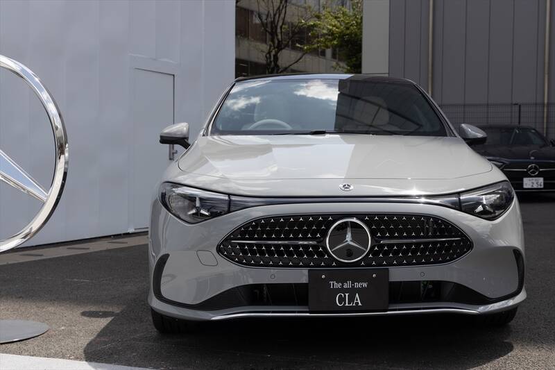 アジア初上陸！ 表参道のど真ん中でメルセデスの世界観と「I’m donut?」が楽しめる新スポットオープン！