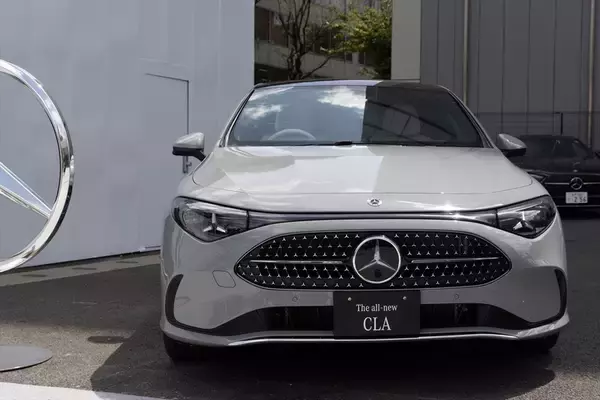 「アジア初上陸！ 表参道のど真ん中でメルセデスの世界観と「I’m donut?」が楽しめる新スポットオープン！」の画像