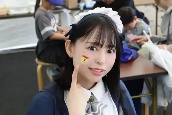 「レース観戦の最新トレンドは「推し活」!? SUPER GTで現役アイドルが“推される側”から“推す側”になってみた」の画像