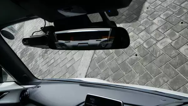 「ロードスター 990Sはモニターがないのでパイオニアの最新カーナビ「NP1」をつけた」の画像