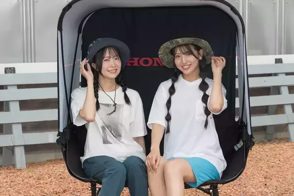「「NSXでキャンプ」は実在した!? テールゲートに荷物を詰め込むスーパーカー・アウトドアの衝撃」の画像