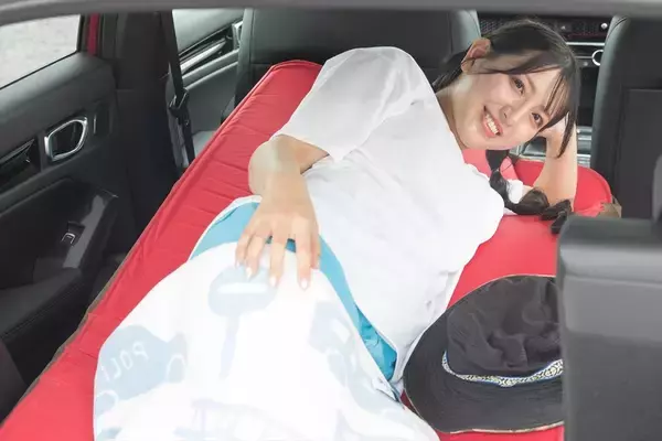 「「NSXでキャンプ」は実在した!? テールゲートに荷物を詰め込むスーパーカー・アウトドアの衝撃」の画像