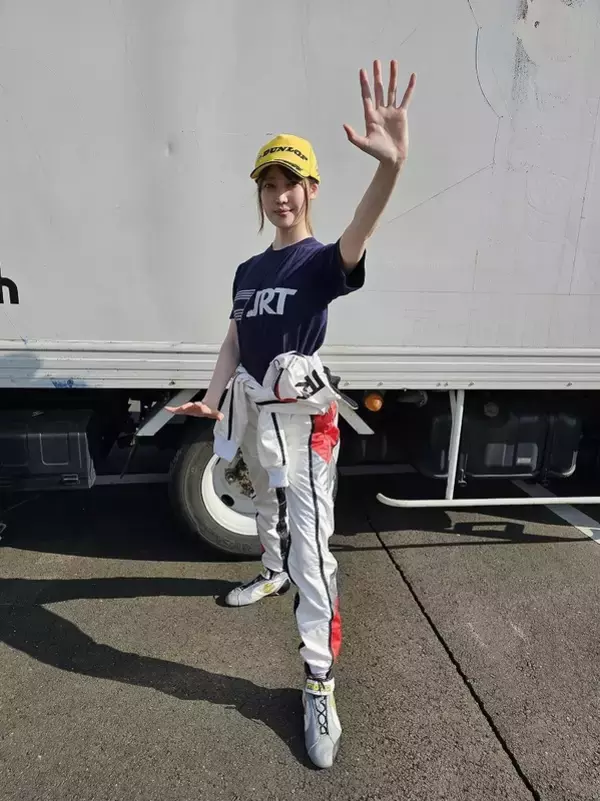 「週末レースクイーンの赤城ありさ、走り屋の聖地・渋川伊香保でラリーデビュー！」の画像