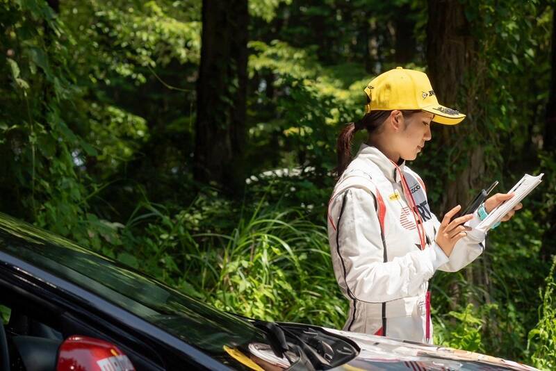 週末レースクイーンの赤城ありさ、走り屋の聖地・渋川伊香保でラリーデビュー！