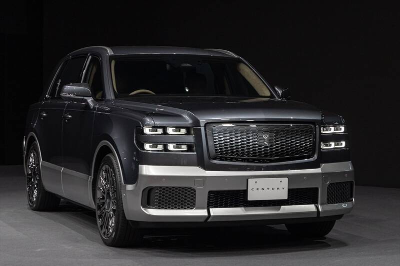 新型「センチュリー」は日本のおもてなしと匠の技が融合した選ばれし者の車