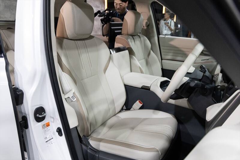 新型「センチュリー」は日本のおもてなしと匠の技が融合した選ばれし者の車