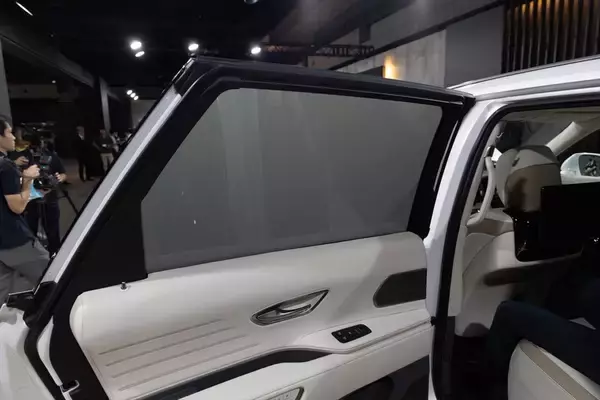 「新型「センチュリー」は日本のおもてなしと匠の技が融合した選ばれし者の車」の画像