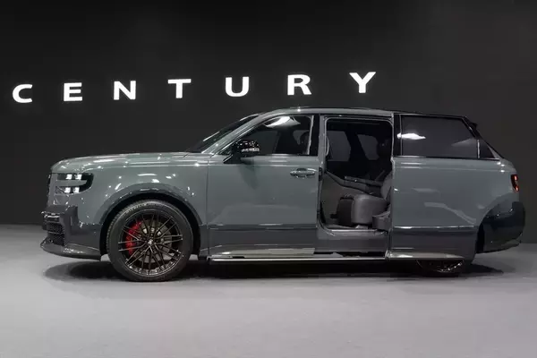 「新型「センチュリー」は日本のおもてなしと匠の技が融合した選ばれし者の車」の画像