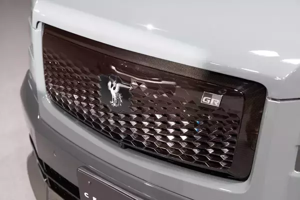 「新型「センチュリー」は日本のおもてなしと匠の技が融合した選ばれし者の車」の画像