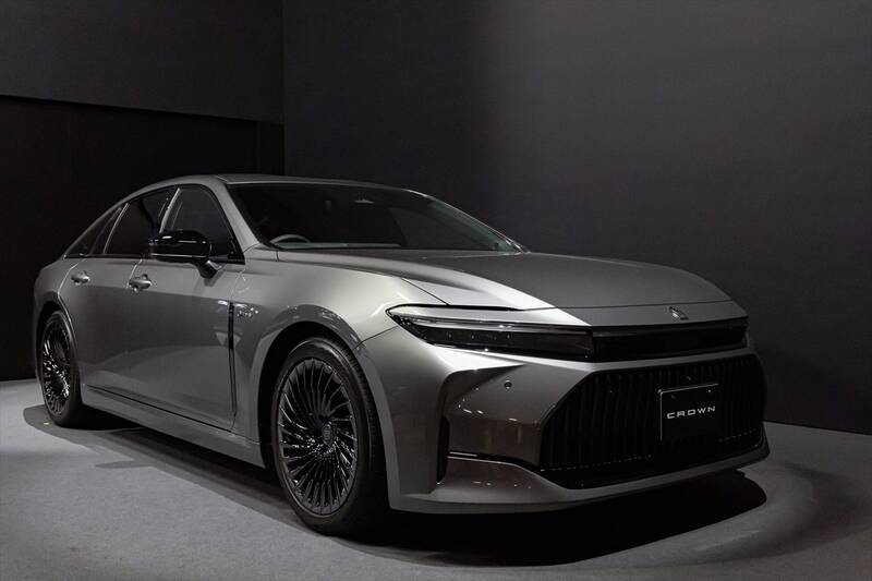 新型「センチュリー」は日本のおもてなしと匠の技が融合した選ばれし者の車