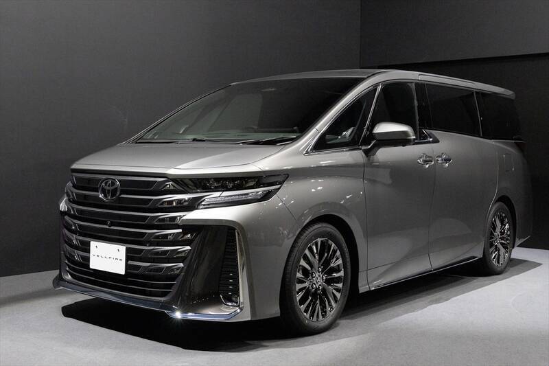 新型「センチュリー」は日本のおもてなしと匠の技が融合した選ばれし者の車