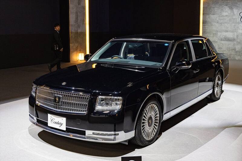新型「センチュリー」は日本のおもてなしと匠の技が融合した選ばれし者の車