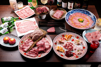 カニもアワビも、伊勢海老まで食べ放題！ 新宿に13000円の豪華焼肉タベホ