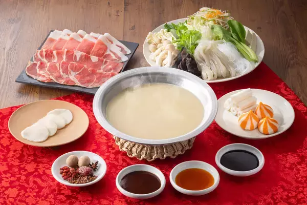 「麻辣湯“ラムしゃぶ”がめちゃうまそう！しかも食べ放題!! これは行くっきゃない」の画像