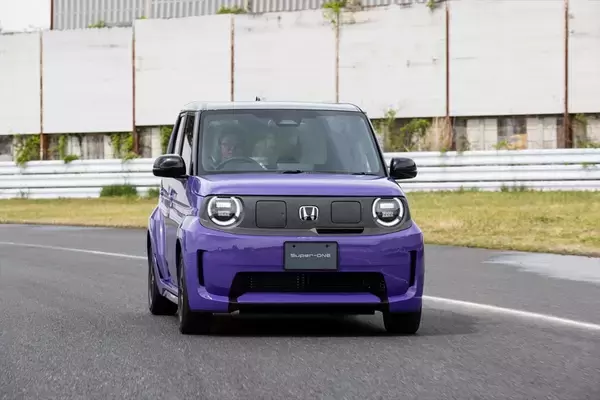 「俺たちはこういうホンダを待っていた！ 軽EVベースの痛快ホットハッチ「Super-ONE」が楽しすぎた」の画像
