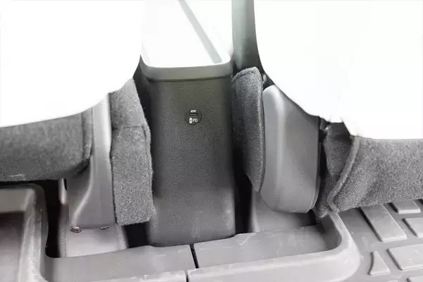 「俺たちはこういうホンダを待っていた！ 軽EVベースの痛快ホットハッチ「Super-ONE」が楽しすぎた」の画像