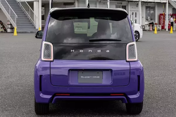 「俺たちはこういうホンダを待っていた！ 軽EVベースの痛快ホットハッチ「Super-ONE」が楽しすぎた」の画像