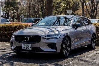 日本で10番目に売れている輸入車がスウェーデンのボルボ「V60」って知ってた？