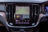 「日本で10番目に売れている輸入車がスウェーデンのボルボ「V60」って知ってた？」の画像23
