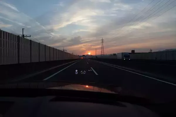 「超低燃費のディーゼルか、静粛性とAC電源のPHEVか。マツダ「CX-60」で1200km走って見えた選び方の正解」の画像