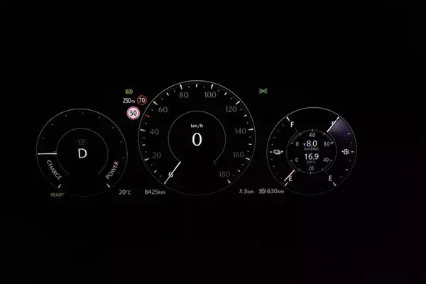 「超低燃費のディーゼルか、静粛性とAC電源のPHEVか。マツダ「CX-60」で1200km走って見えた選び方の正解」の画像