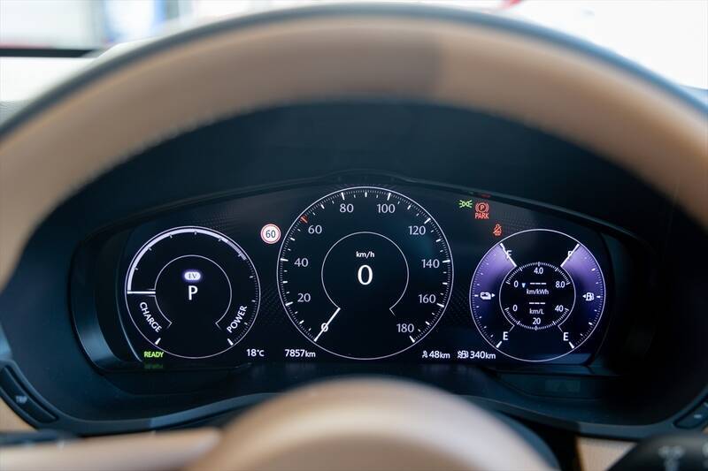 超低燃費のディーゼルか、静粛性とAC電源のPHEVか。マツダ「CX-60」で1200km走って見えた選び方の正解