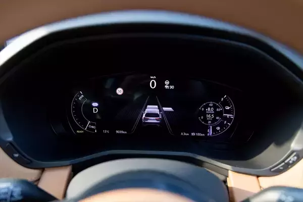 「超低燃費のディーゼルか、静粛性とAC電源のPHEVか。マツダ「CX-60」で1200km走って見えた選び方の正解」の画像