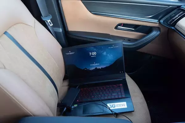 「超低燃費のディーゼルか、静粛性とAC電源のPHEVか。マツダ「CX-60」で1200km走って見えた選び方の正解」の画像
