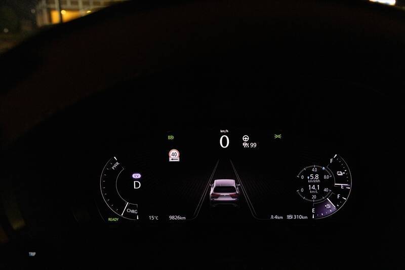 超低燃費のディーゼルか、静粛性とAC電源のPHEVか。マツダ「CX-60」で1200km走って見えた選び方の正解
