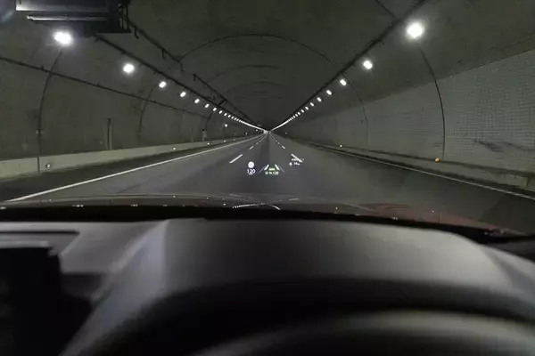 「超低燃費のディーゼルか、静粛性とAC電源のPHEVか。マツダ「CX-60」で1200km走って見えた選び方の正解」の画像