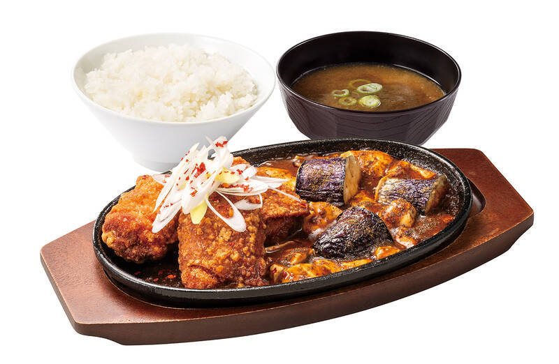 からあげ×麻婆が強すぎ！ ご飯が飲める勢いの「鉄板麻婆定食」