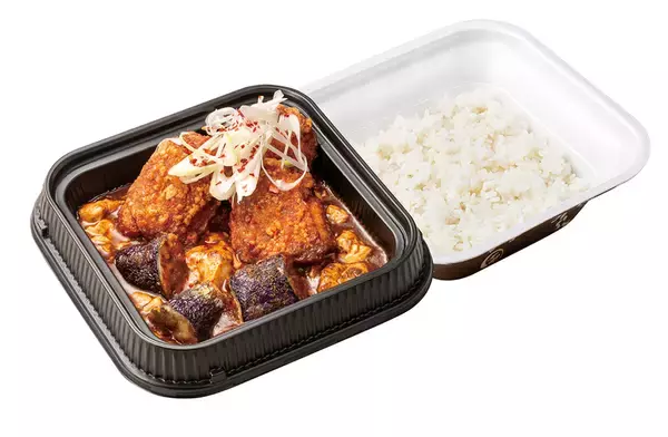 「からあげ×麻婆が強すぎ！ ご飯が飲める勢いの「鉄板麻婆定食」」の画像