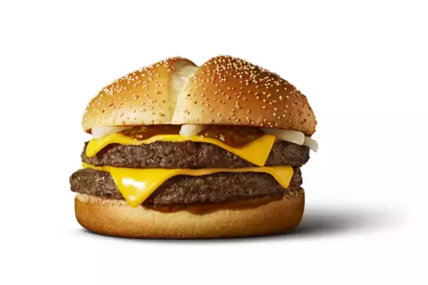 「マクドナルド「肉厚」のサムライマックに「旨辛ダブル」「燻製風マヨトリプルベーコン」期間限定で」の画像