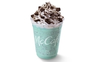 【本日から】マクドナルド2年ぶり「チョコミントフラッペ」スタート
