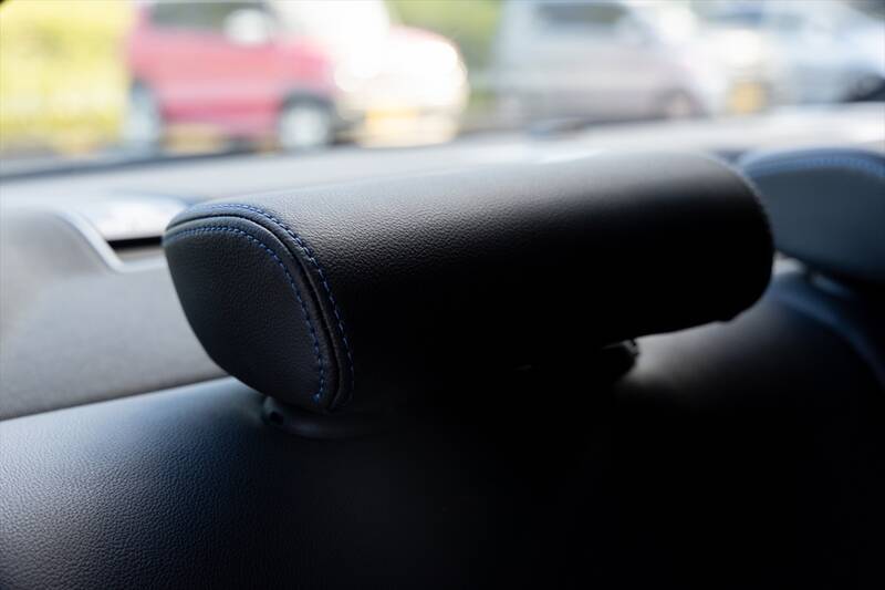 予算700万円台からの輸入セダン選び。BMW「3シリーズ」がメルセデス「Cクラス」より“運転が楽しい”理由