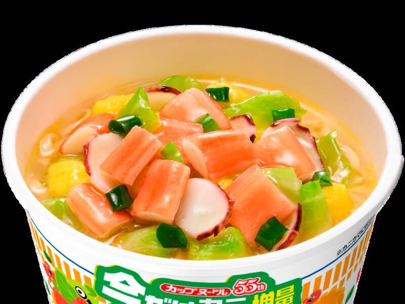 やった！カップヌードル「謎肉orカニカマ」55％増量の「今だけ」シリーズ発売