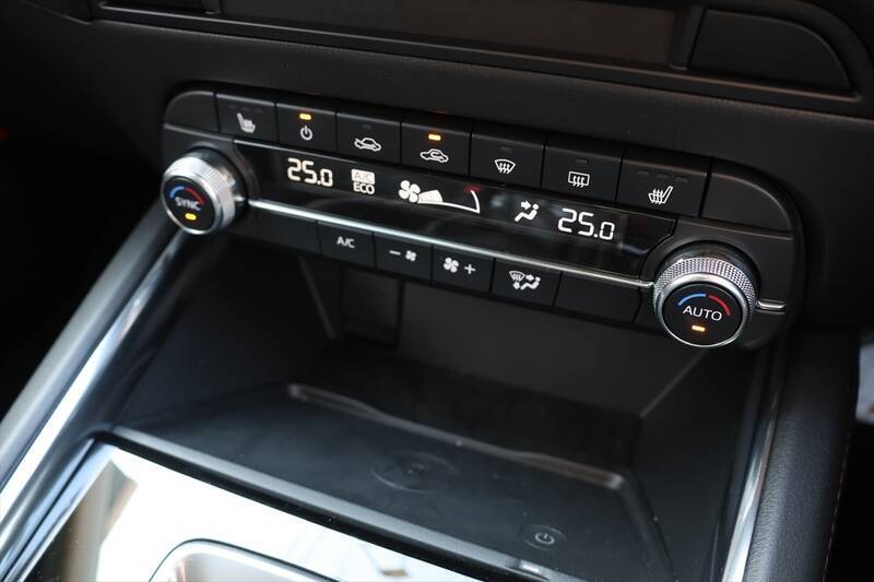 新型もいいけどマツダのSUV「CX-5 ブラックセレクション」は300万円台で手に入る高コスパモデル