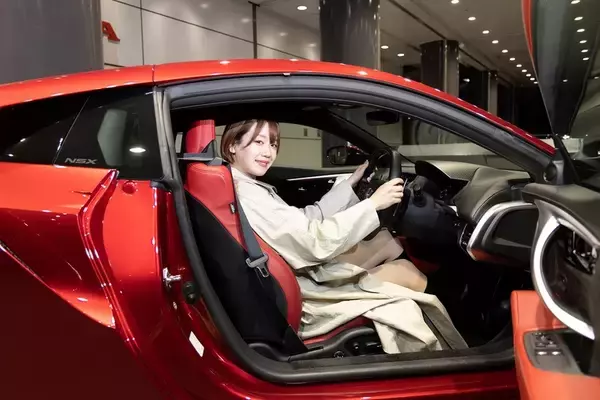 「クルマは乗らなきゃわからない！ HondaのRQがNSXに乗ってお勉強」の画像