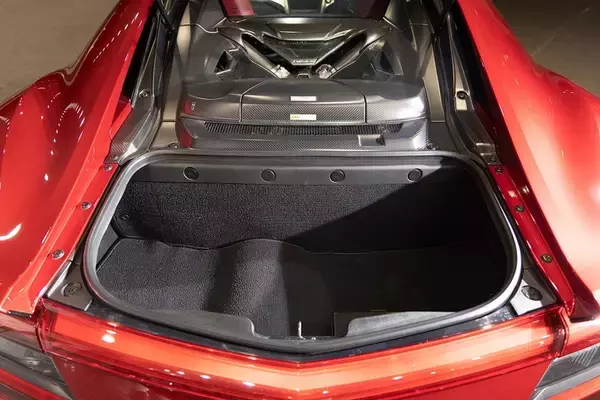 「クルマは乗らなきゃわからない！ HondaのRQがNSXに乗ってお勉強」の画像