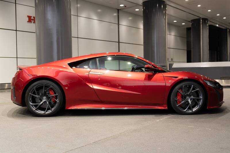 クルマは乗らなきゃわからない！ HondaのRQがNSXに乗ってお勉強