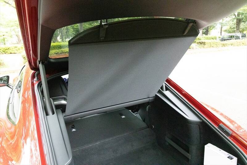 ポルシェ 911を凌駕？ 「Mercedes-AMG GT43」は後席と大容量荷室を持つ速くて実用的なスポーツカー