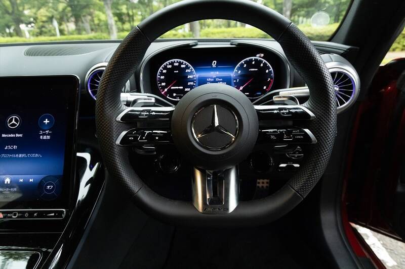 ポルシェ 911を凌駕？ 「Mercedes-AMG GT43」は後席と大容量荷室を持つ速くて実用的なスポーツカー