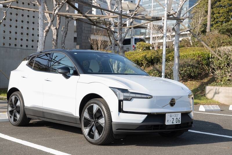 ボルボのEV「EX30クロスカントリー」は四輪駆動化しつつ乗り心地と加速が激変した