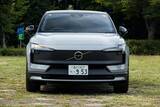 「ボルボのEV「EX30クロスカントリー」は四輪駆動化しつつ乗り心地と加速が激変した」の画像3