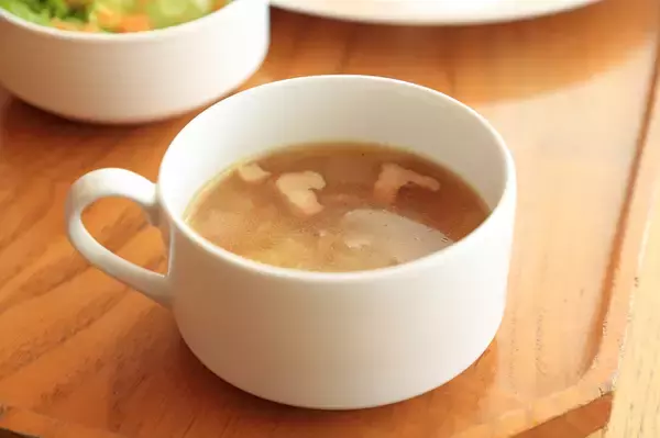 ダイエット中に実践！空腹感を紛らわすテクニック6つ